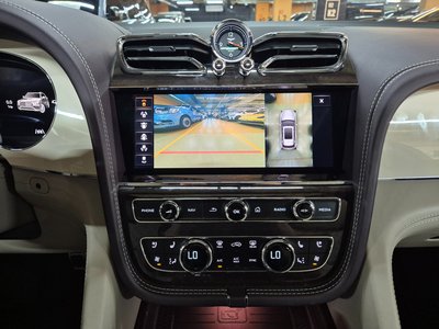 2023 Bentley BENTAYGA 照片 10