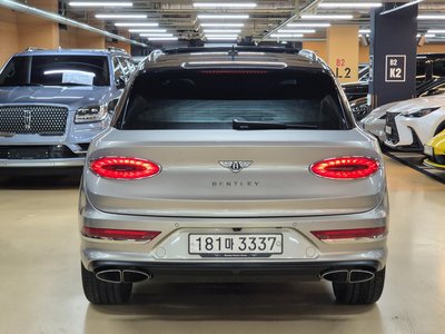 2023 Bentley BENTAYGA 照片 3