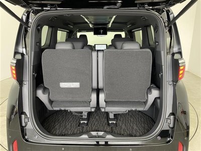 2025 Toyota ALPHARD 缩略图 22