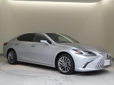صورة مصغرة 41 لـ 2024 Lexus ES
