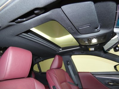 2024 LEXUS ES 照片 6
