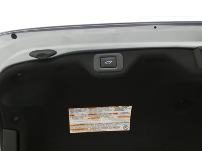 صورة مصغرة 13 لـ 2024 Lexus ES