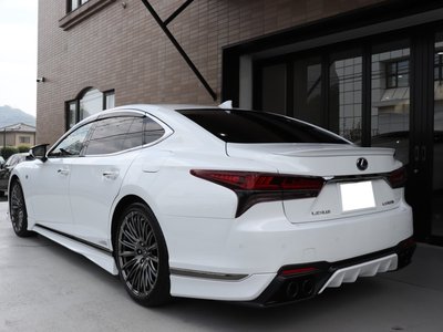 2021 Lexus LS — миниатюра 2