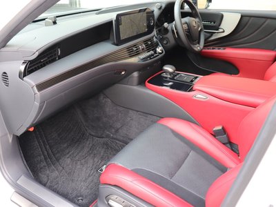 2021 Lexus LS — миниатюра 12