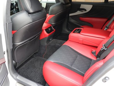 2021 Lexus LS — миниатюра 5