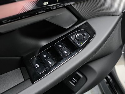 2026 BMW 5 SERIES — миниатюра 34