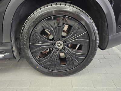 صورة 8 لـ 2023 Mercedes-BENZ EQE