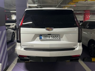 CADILLAC ESCALADE 5TH GENERATION - 3