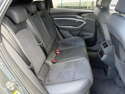 AUDI Q8 E-TRON - 10
