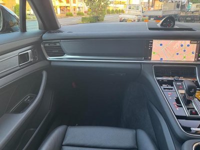 PORSCHE PANAMERA - 5