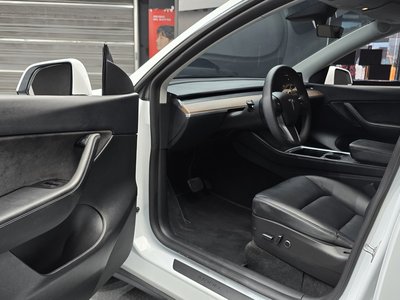2022 Tesla MODEL Y — миниатюра 13