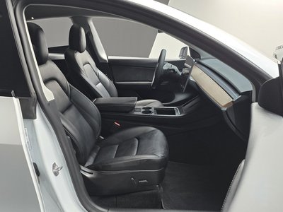2022 Tesla MODEL Y — миниатюра 16