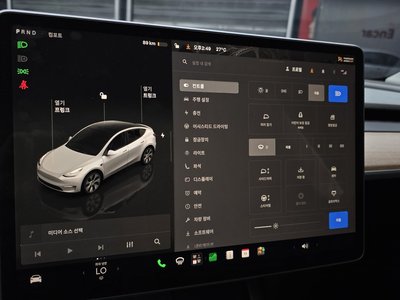 2022 Tesla MODEL Y — миниатюра 25