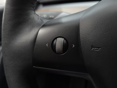 2022 Tesla MODEL Y — миниатюра 28