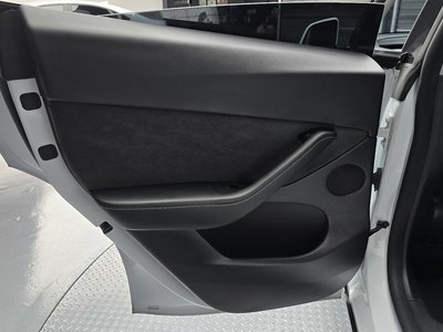 2022 Tesla MODEL Y — миниатюра 15