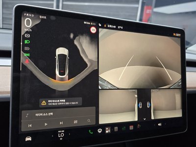 2022 Tesla MODEL Y — миниатюра 21