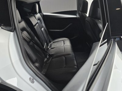 2022 Tesla MODEL Y — миниатюра 17