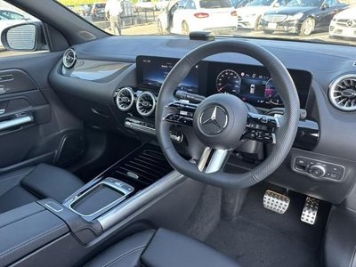 2025 Mercedes-BENZ GLA 照片 2