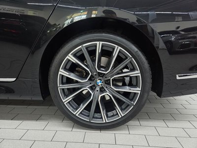 BMW 7 SERIES - 7