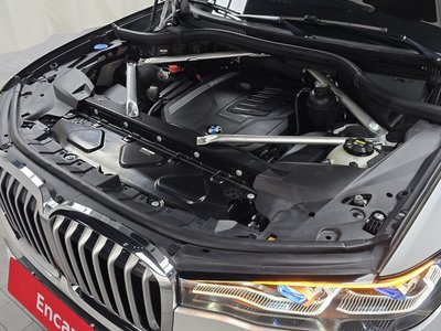 BMW X7 - 7