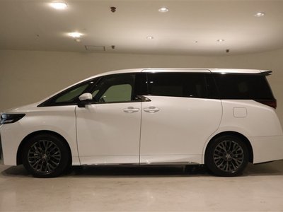 2023 Toyota VELLFIRE photo 5