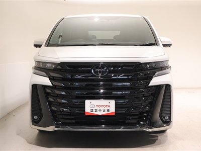 2023 Toyota VELLFIRE photo 4