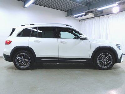 MERCEDES-BENZ GLB - 8