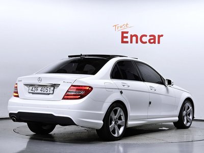 صورة 4 لـ 2014 Mercedes-BENZ C-CLASS
