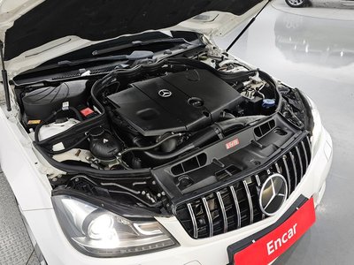 صورة 7 لـ 2014 Mercedes-BENZ C-CLASS