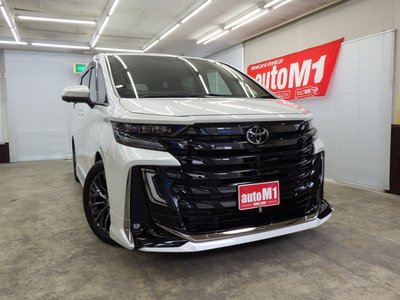 TOYOTA VELLFIRE - 1