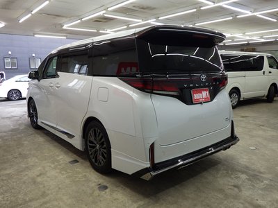 TOYOTA VELLFIRE - 9