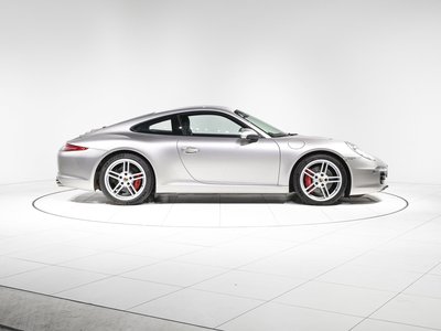 PORSCHE 911 - 5