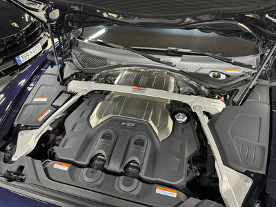 BENTLEY FLYING SPUR - 6