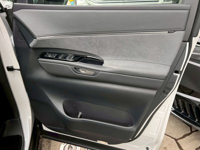 صورة مصغرة 66 لـ 2025 Lexus LM
