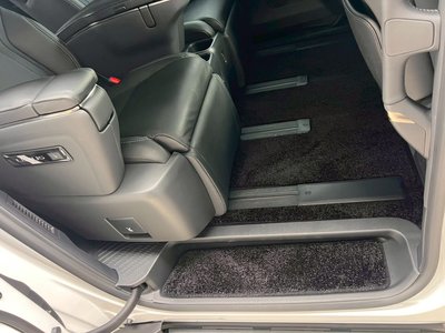 صورة مصغرة 53 لـ 2025 Lexus LM
