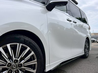 صورة مصغرة 11 لـ 2025 Lexus LM
