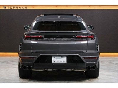 2025 Lamborghini URUS — фото 5