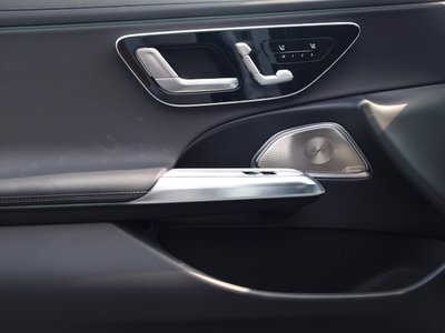 2025 Mercedes-BENZ E-CLASS — миниатюра 7