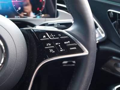 2025 Mercedes-BENZ E-CLASS — миниатюра 21
