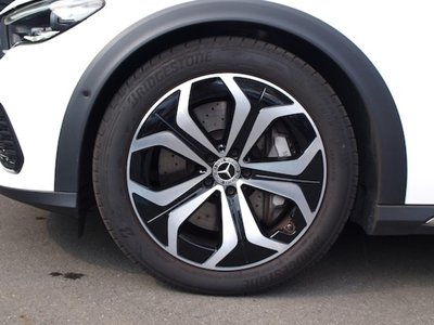 2025 Mercedes-BENZ E-CLASS — миниатюра 41