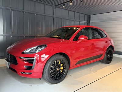 PORSCHE MACAN - 3