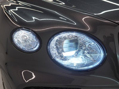 2021 Bentley BENTAYGA thumbnail 16