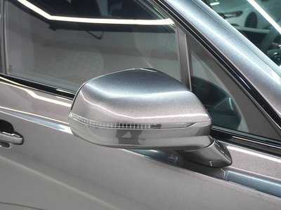 2021 Bentley BENTAYGA thumbnail 13