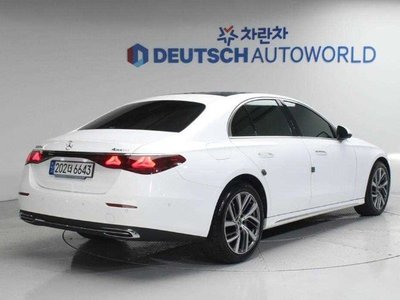 MERCEDES-BENZ E-CLASS - 5