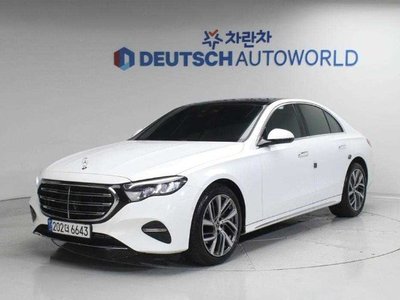 MERCEDES-BENZ E-CLASS - 1