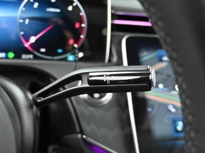 MERCEDES-BENZ E-CLASS - 9