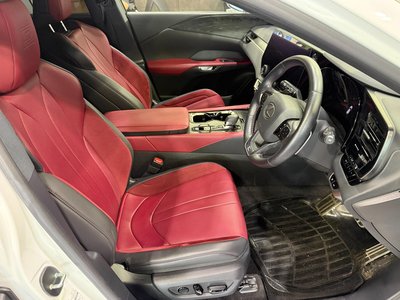 صورة مصغرة 11 لـ 2023 Lexus RX