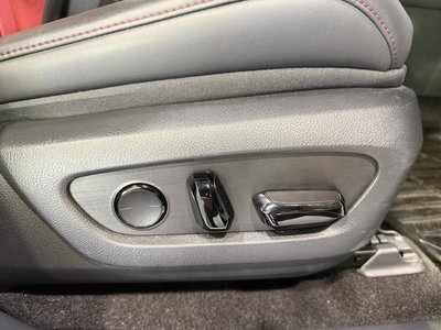 صورة مصغرة 12 لـ 2023 Lexus RX