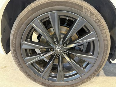 صورة مصغرة 41 لـ 2023 Lexus RX