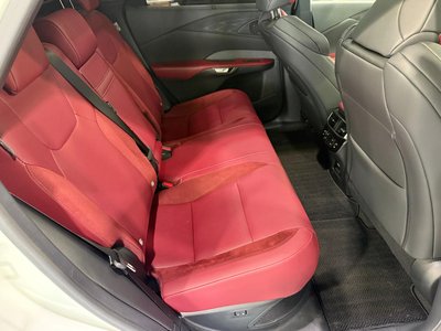 صورة مصغرة 33 لـ 2023 Lexus RX